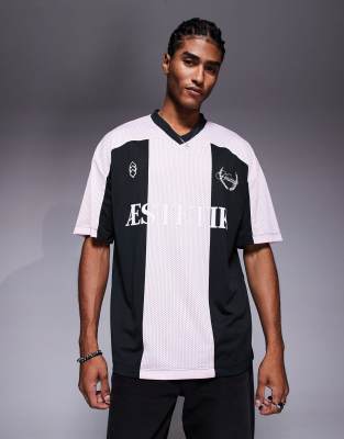 soccer T-shirt in black stripe