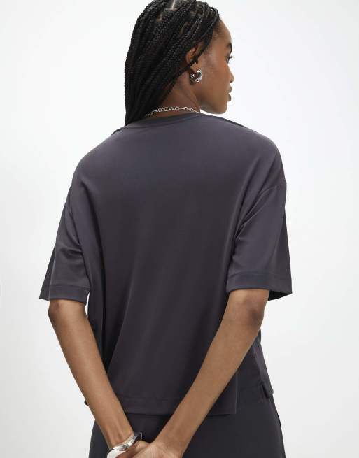 River Island Soft touch t-shirt in grey , 4 of 4