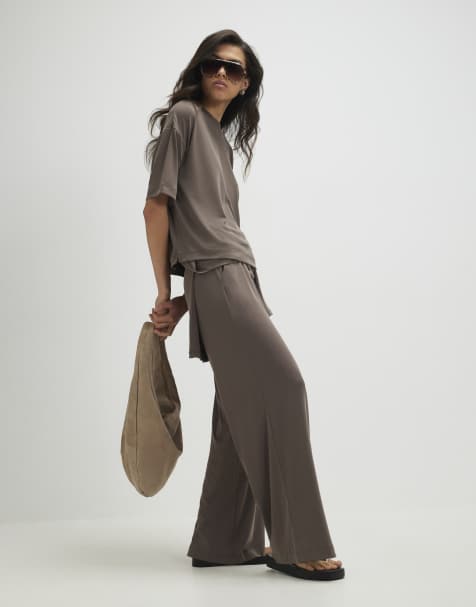 River Island Soft touch wide leg trousers in brown - view 1