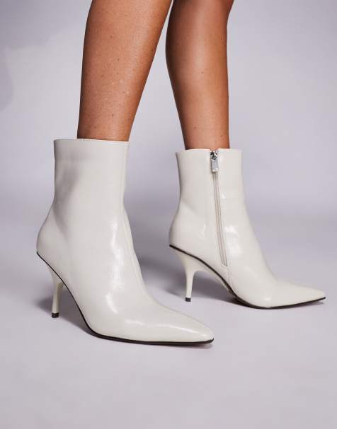 River Island – Spitze Stiefeletten in Weiß mit Absatz - view 1