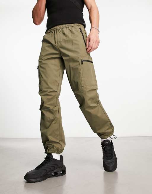 River Island – Spodnie bojówki z kieszeniami zapinanymi na zamek w kolorze khaki