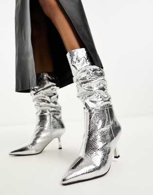 River Island - Stiefel in Metallic-Silber mit hohem, lockerem Schaft