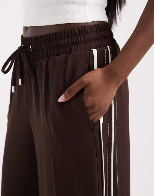 River Island stitch striped side jogger in dark brown, 5 of 5