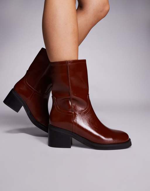 River Island - Stivali al polpaccio marroni con tacco largo, 4 di 4