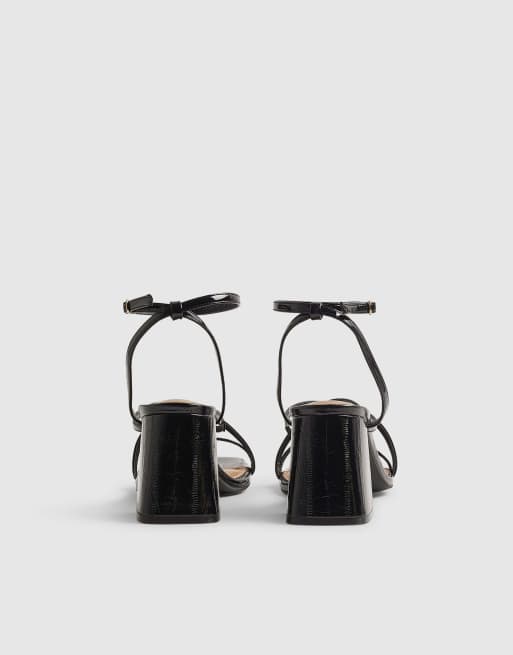 River Island Strappy low block heel sandals in black, 3 of 3