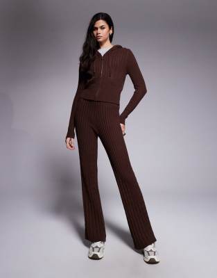 River Island - Strickhose in Dunkelbraun mit weitem Schnitt und Zopfmuster, Kombiteil-Brown