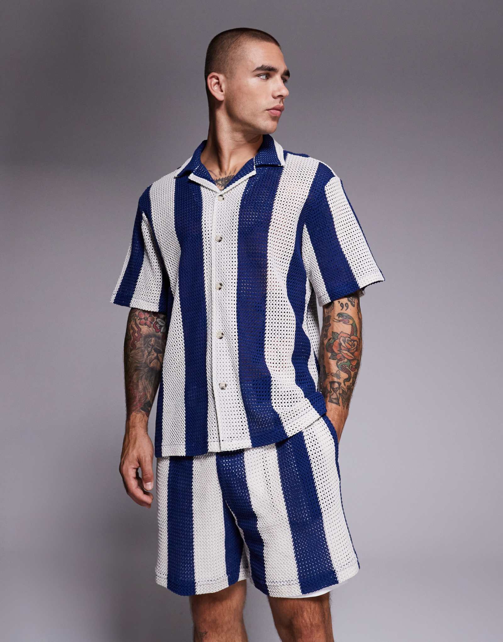 Вязаные шорты в полоску River Island синего цвета - часть комплекта