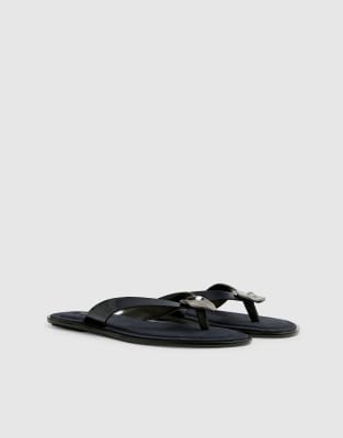 River Island studded detail toe thong flat sandals in navy navy 15090₽