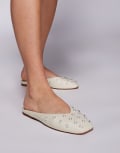 [River Island] River Island studded mule shoes in cream-White 36 CREAM