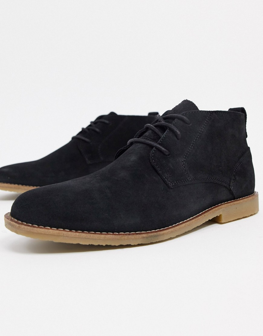 River Island suede chukka boot in black