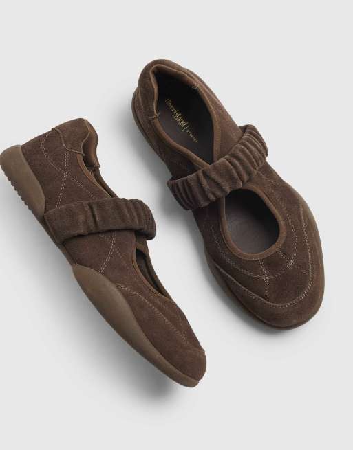 River Island Suede ruched strap sneakerina flats in brown , 4 of 4