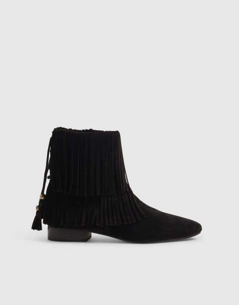 River Island Suede tassel block heel boots in black - view 1