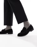 [River Island] River Island suede tassel loafers in black-Neutral 40 Black