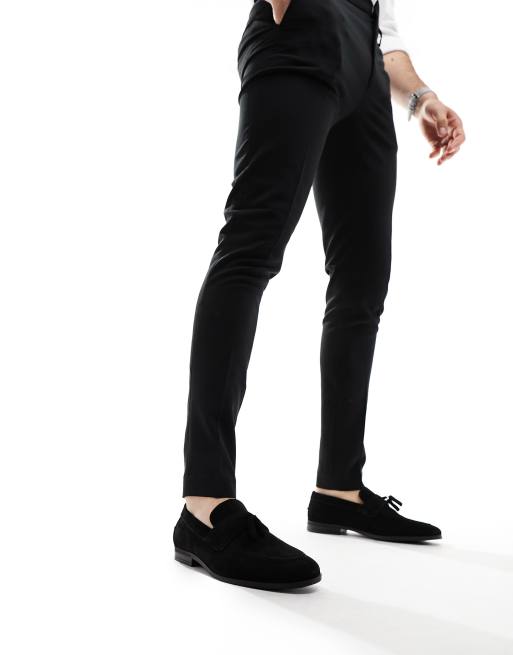 River Island suede tassle loafer in black, 2 of 4