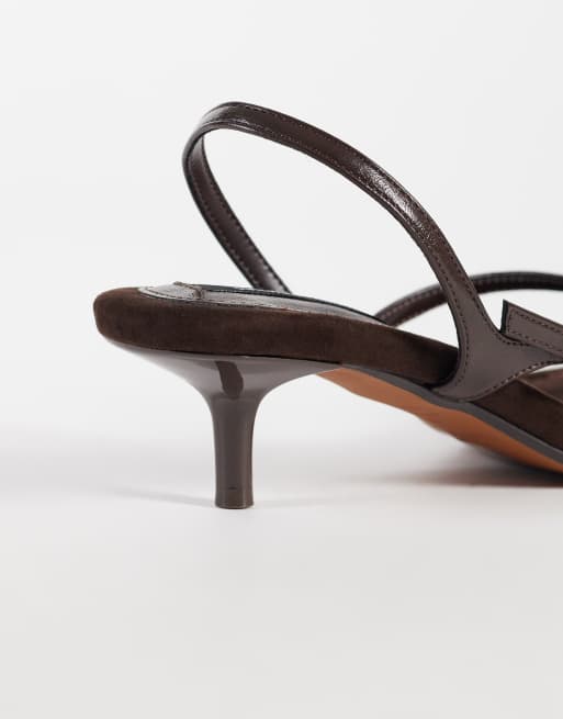 River Island suedette flip flop kitten heels in brown, 4 of 4