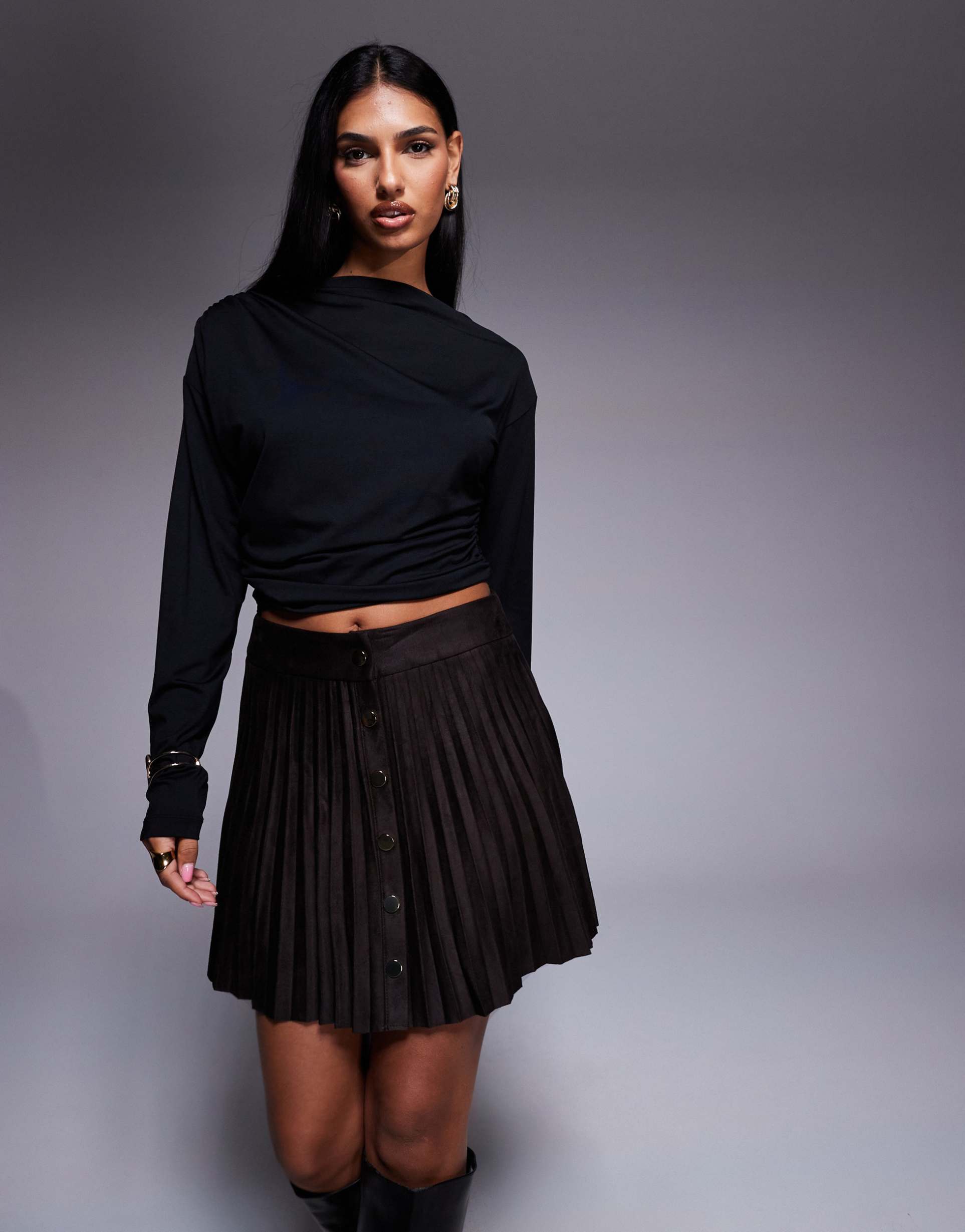 river island suedette pleated mini skirt in dark brown