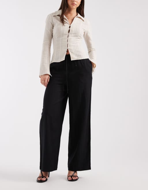 River Island – Svarta byxor i linnestil med vida ben, del av set , 2 av 5