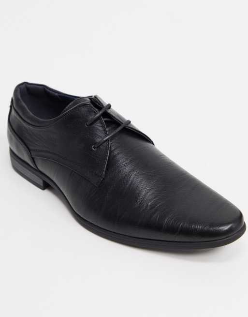 River Island – Svarta derbyskor