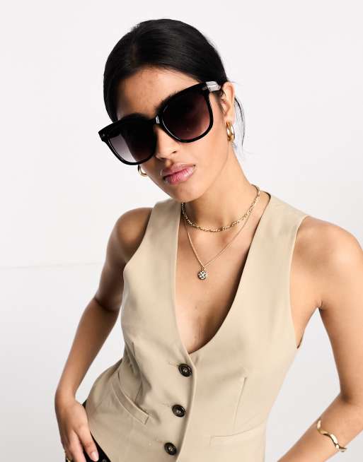 River Island – Svarta solglasögon i retrostil