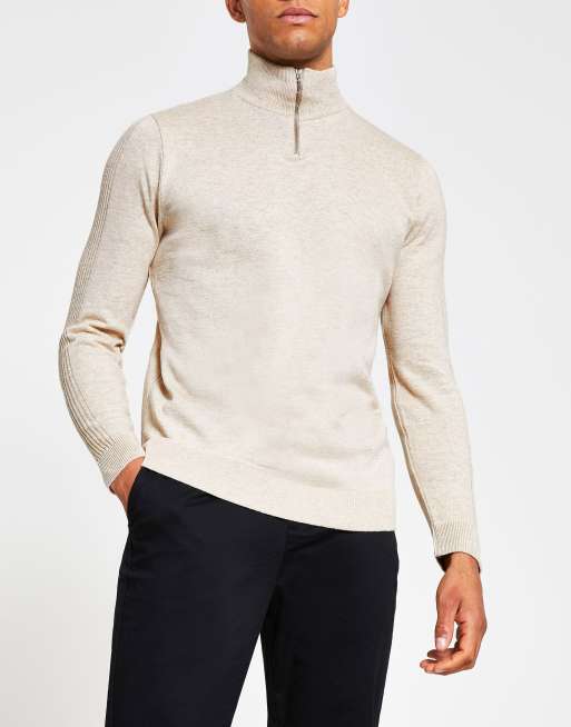 River Island – Sweter o dopasowanym kroju z krótkim zamkiem błyskawicznym, w kolorze kamiennego beżu