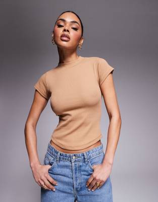 River Island - T-Shirt in Braun mit Kappärmeln