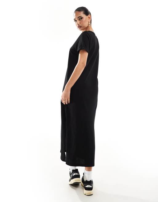 River Island t-shirt midi dress in black ASOS