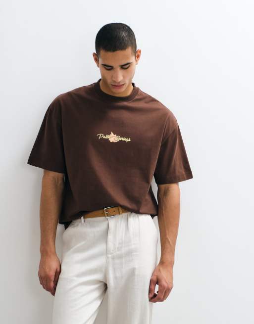 River Island - T-shirt oversize à imprimé écusson au dos - Marron foncé, 3 de 5