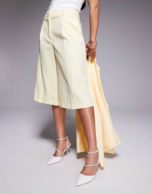 River Island tailored jorts co-ord in light yellow, 4 of 5