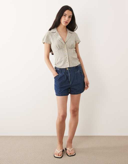 River Island tailored tab detail denim shorts in medium denim, 3 of 5