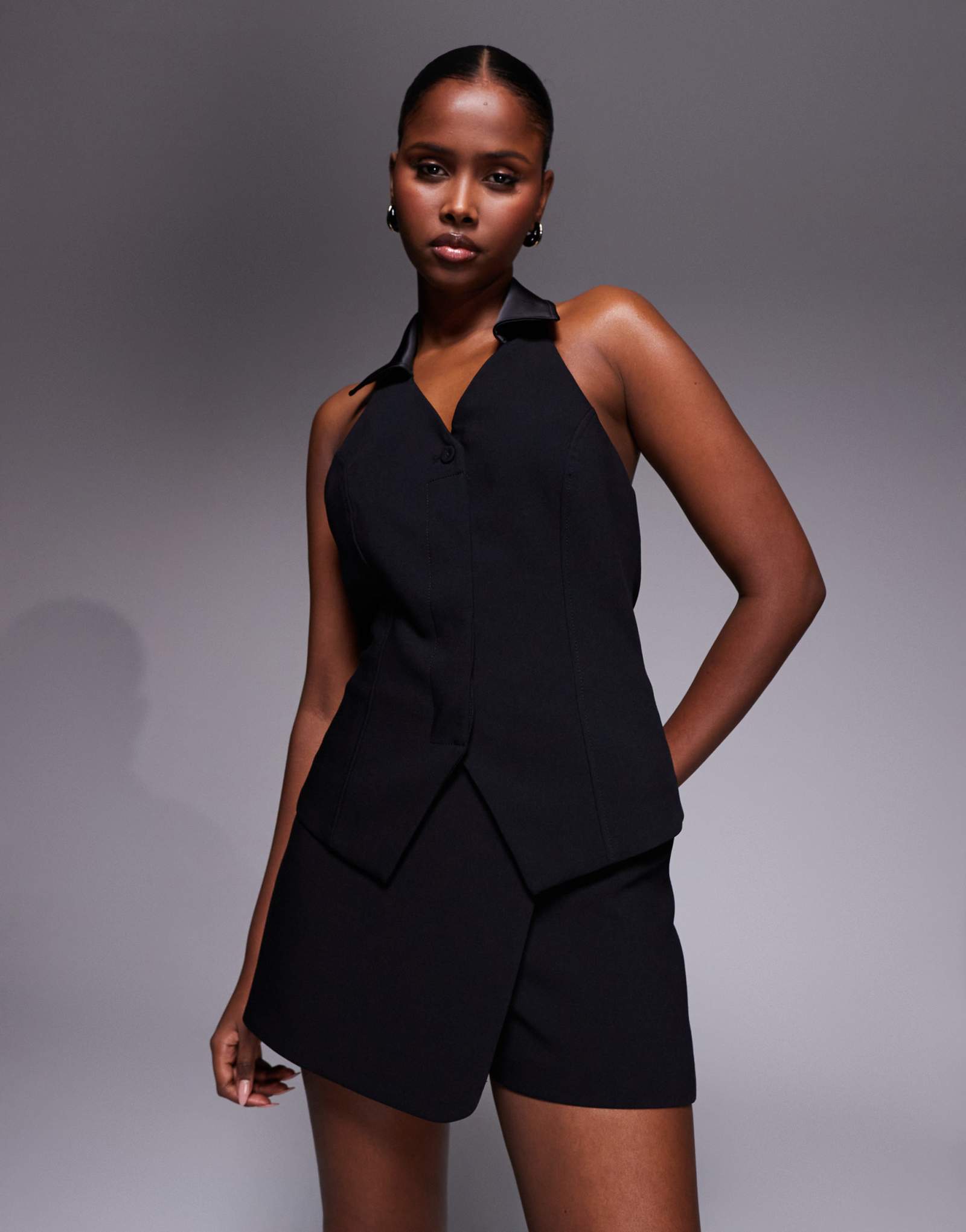 Мини-юбка-смокинг от River Island черного цвета, сшитая на заказ