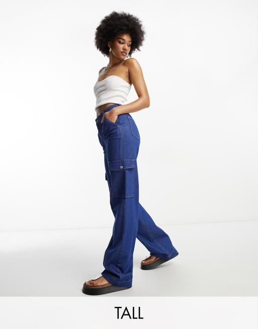River Island Tall – Mörkblå vida jeans med tvättad finish och cargofickor