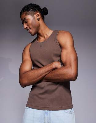 tank in dark brown