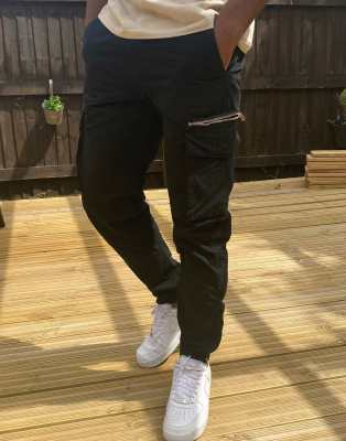 black tapered cargo pants