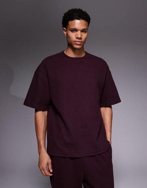 River Island textured t-shirt and shorts set in burgundy, 3 of 5