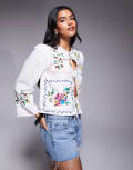 [River Island] River Island tie front embroided shirt in white 6 WHITE