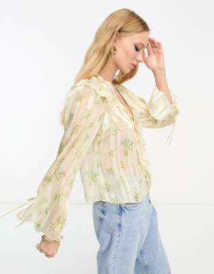 204691857-1-cream