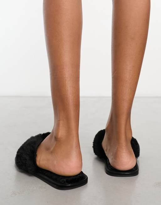 River island black online slippers