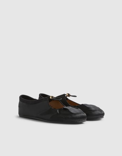 River Island Toggle sneakerina ballet trainers in black, 2 of 4