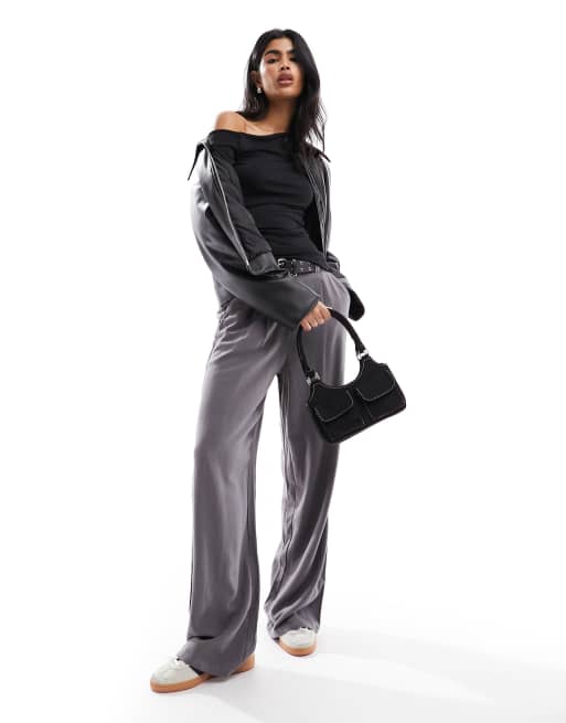 River Island - Top à épaules dénudées asymétrique - Noir, 2 de 4