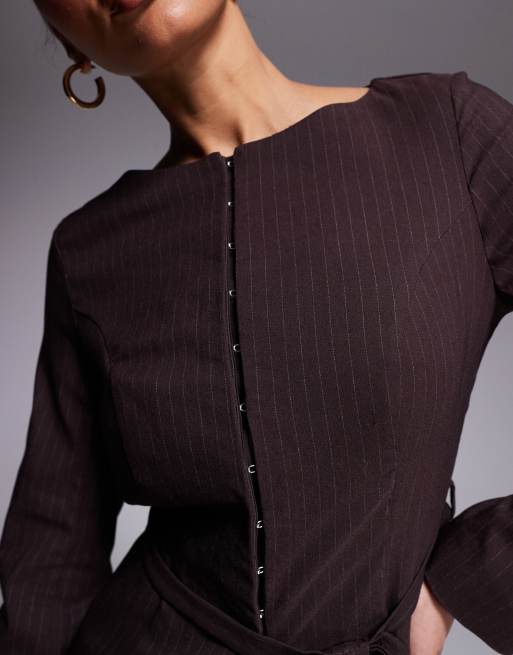 River Island - Top marrone con scollo a barchetta e cintura , 3 di 4
