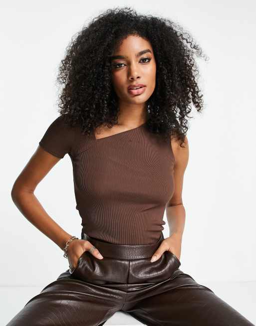 River Island - Top met korte mouwen en extreme uitsnijding in bruin