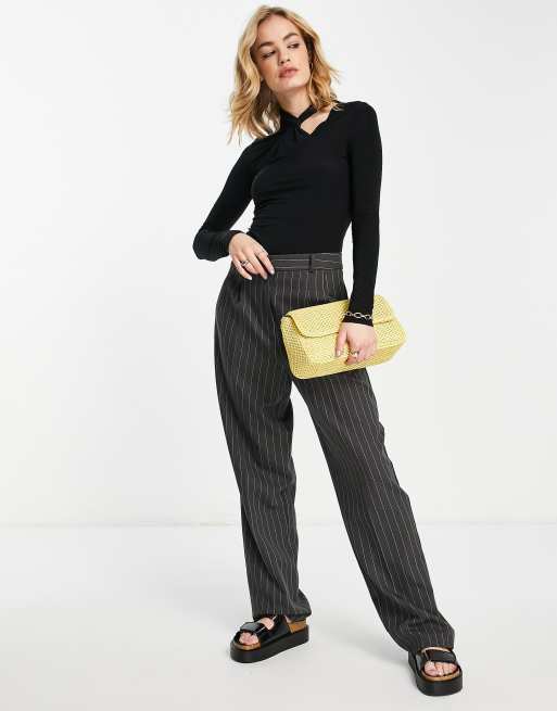 River Island - Top met uitsnijdingen en gedraaide hals in zwart, 4 van 4