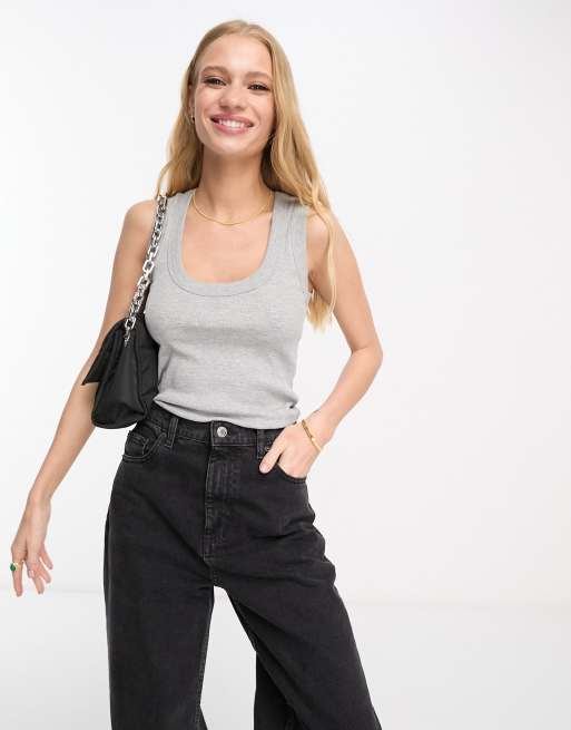 River Island - Top senza maniche grigio chiaro con scollo rotondo