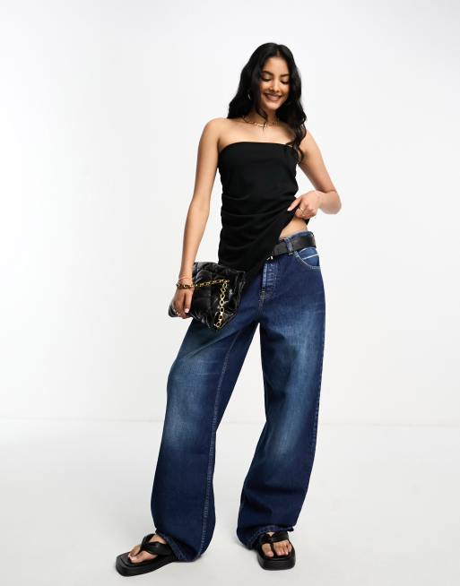 River Island – Trägerloses, asymmetrisches Oberteil in Schwarz mit seitlichem Reißverschluss, 4 von 4