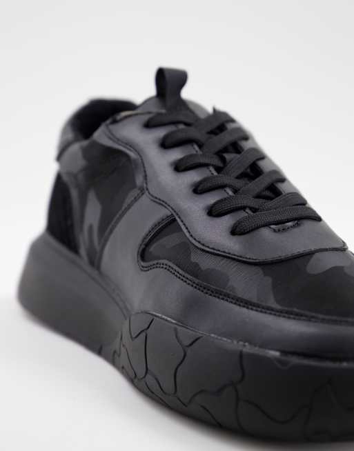 River island store black trainers