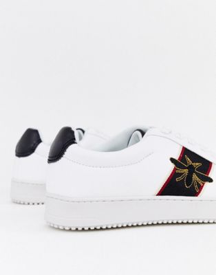 white bee trainers