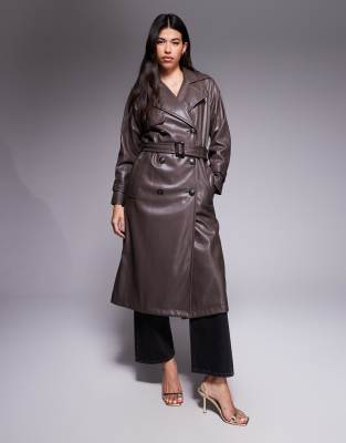 River Island - Trenchcoat aus Kunstleder in Dunkelbraun-Brown