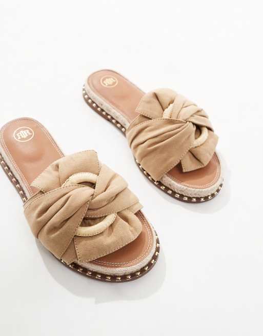 River shops island tan sandals