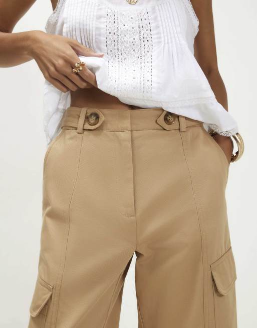 River Island Utility barrel leg trousers in beige, 3 of 4