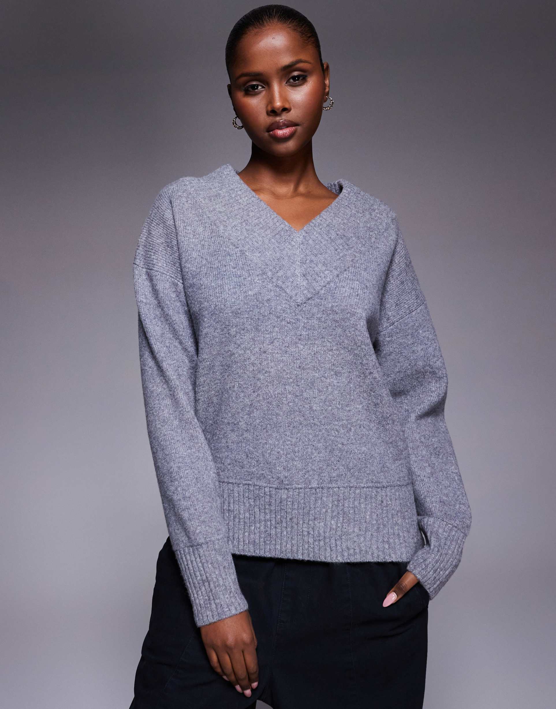 river island v neck sweater in dark gray